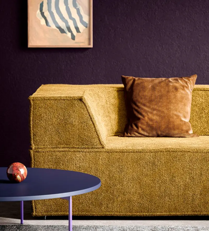 COR Sofas im Designmöbelhaus Schneider in Fellbach Oeffingen in der Region Stuttgart. Wir freuen uns auf Ihren Besuch!