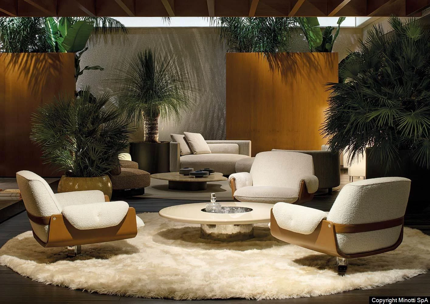 Minotti Laurel: Polstermöbel in Stuttgart 1 Schneider Design-Möbel Fellbach, Region Stuttgart Minotti LAUREL. Designer-Sessel aus Italien. Jetzt in der Region Stuttgart bei Schneider
