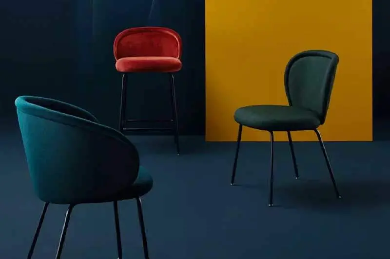 designmoebel schneider landing freifrau ona 05 Schneider Design-Möbel Fellbach, Region Stuttgart